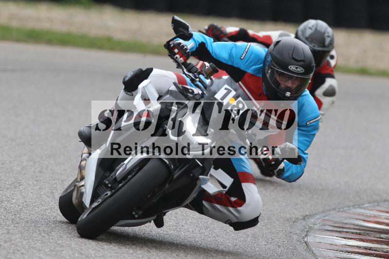 Archiv-2025/10 23.04.2025 Cornu Master School ADR/rot-rouge/18